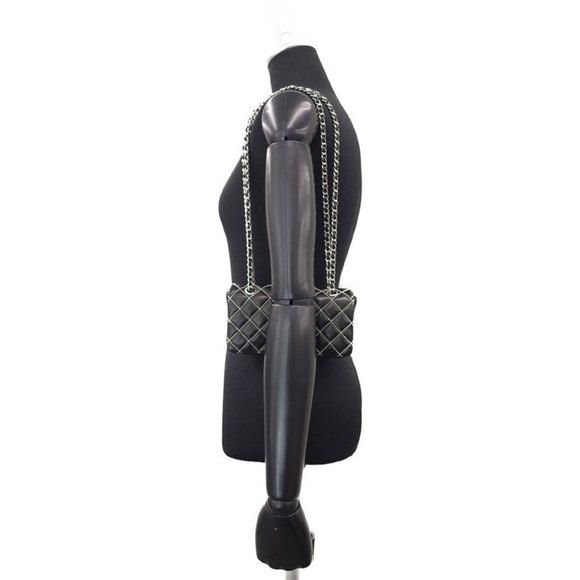 Chanel Matelasse Chain Shoulder Bag Black - Picture 9 of 9